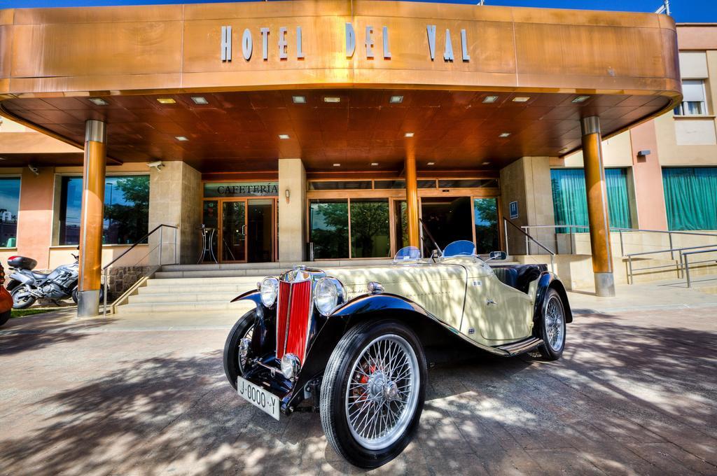 Hotel Del Val - Parking Gratuito Andujar Luaran gambar